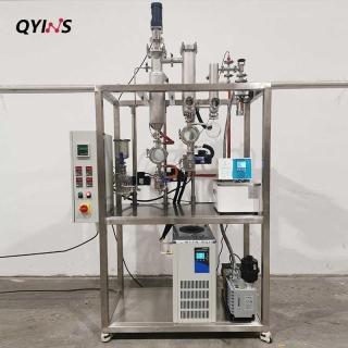 不銹鋼薄膜蒸發(fā)器 0.1平方 桌面型 